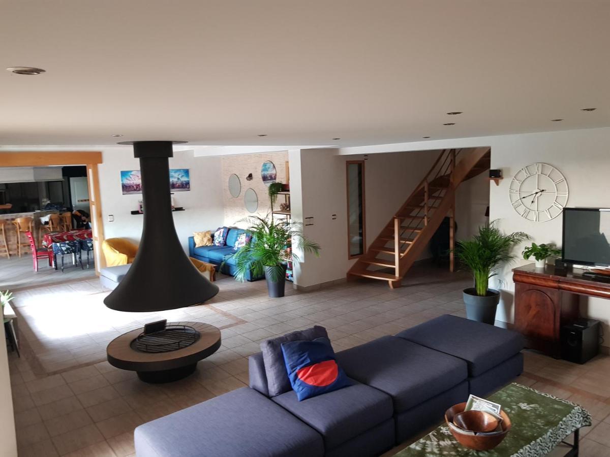 Magnifique Villa Avec Piscine Interieure Saint-Pois Luaran gambar