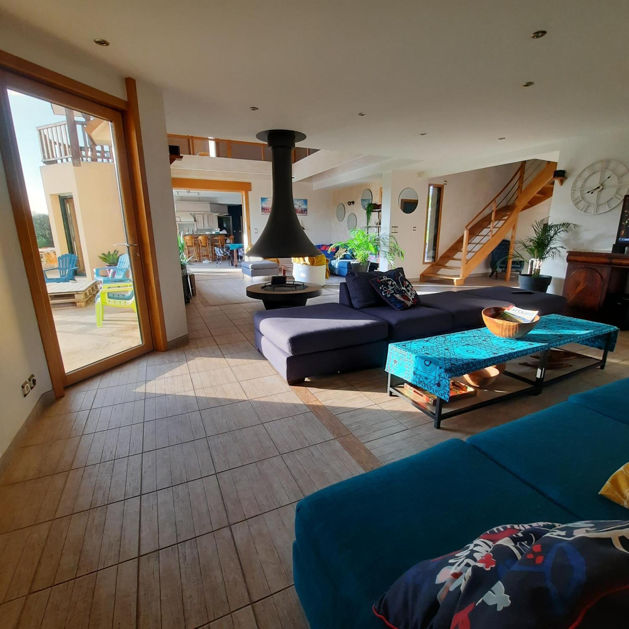Magnifique Villa Avec Piscine Interieure Saint-Pois Luaran gambar